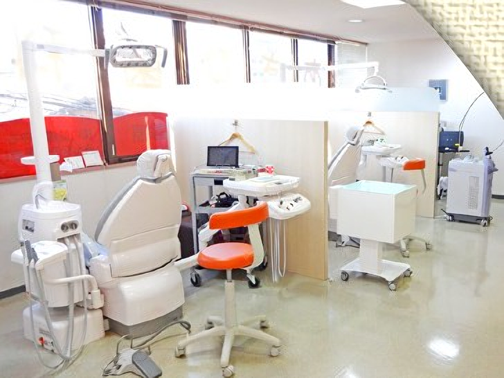 特殊な入れ歯も扱っています