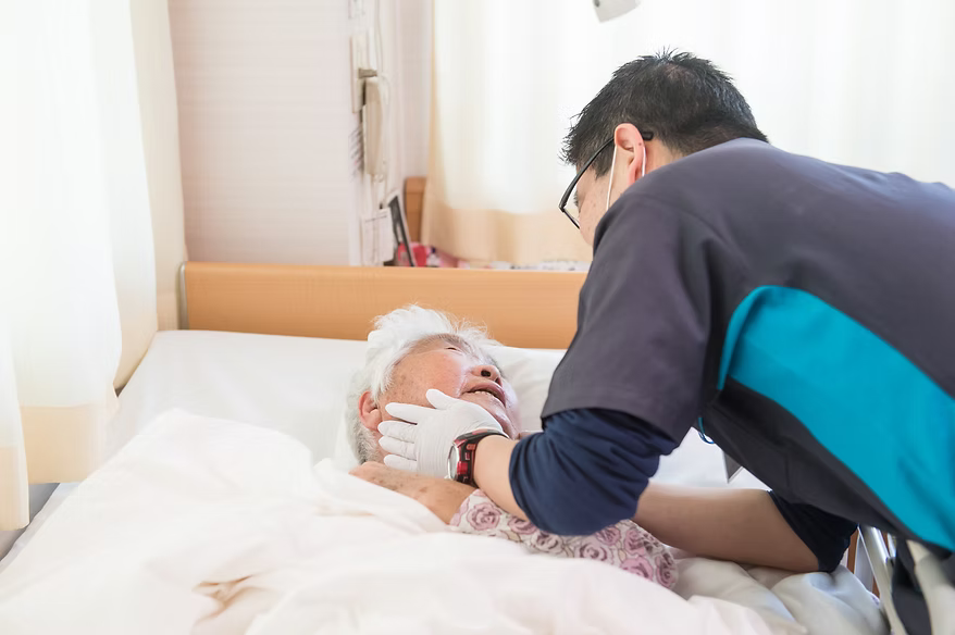 【沖の田バス停徒歩3分】【訪問歯科特化】口腔ケアと全身管理を重視し、生活に寄り添う訪問診療を行う「オーラルケアサポートさくら」