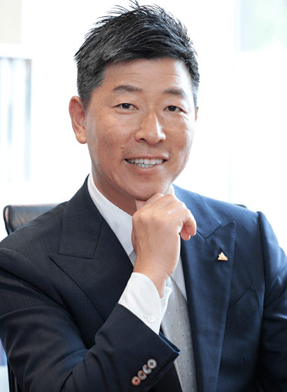 院長の岩本 宗春