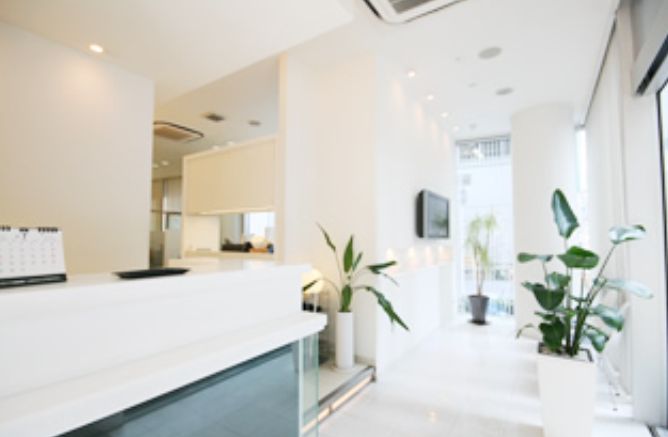 ①受付②待合室③パウダールーム