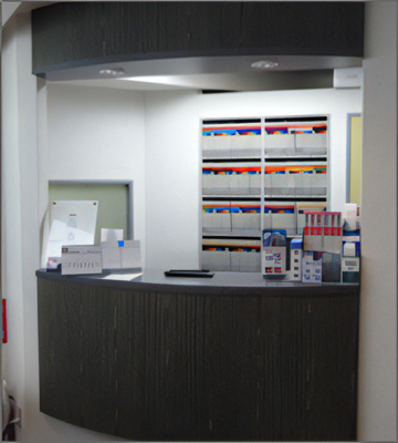 【JR国分寺駅より徒歩10分】【日曜日診療可能】【日本口腔外科学会専門医在籍】患者様の希望を第一に考えた治療を提供するこうだ歯科医院