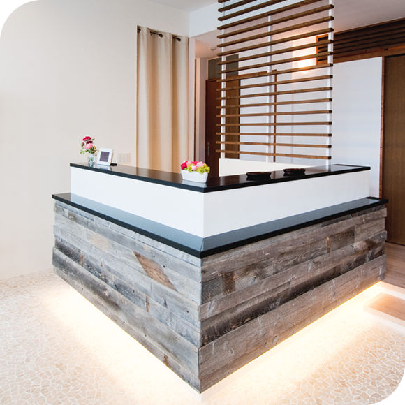 ①受付②待合室③診療室