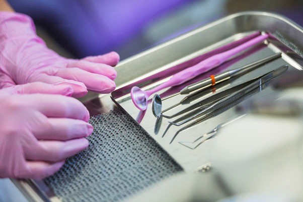 安全性と専門性の両立を図りながら口腔外科診療を行っています。