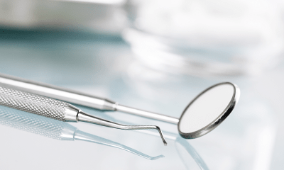 虫歯や歯周病の治療をはじめ、入れ歯やブリッジの作製、定期的な歯科検診、クリーニング、ブラッシング指導など、患者様のさまざまなお口の健康を守るための総合的な歯科治療を提供しています