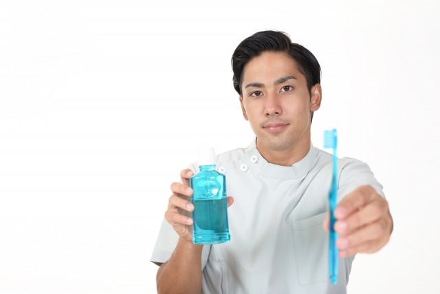 【名立駅 徒歩11分】インプラント専門医が在籍する名立歯科診療所