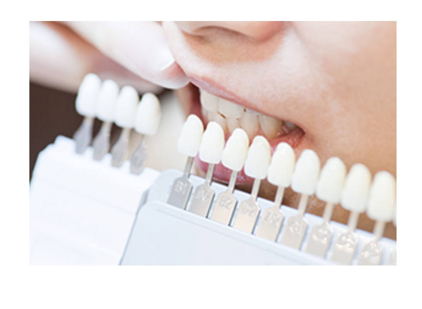 見た目の美しさと機能性の両方を考慮し、自然で健康的な口元を目指します