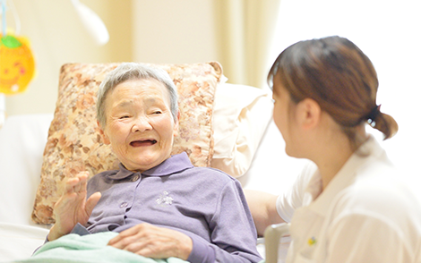 寝たきりでも歯の治療を支援