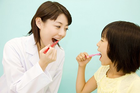 お子様の大切な歯を守るために