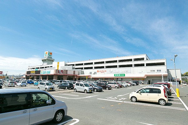 宗像こころ歯科は施設の2階にございます