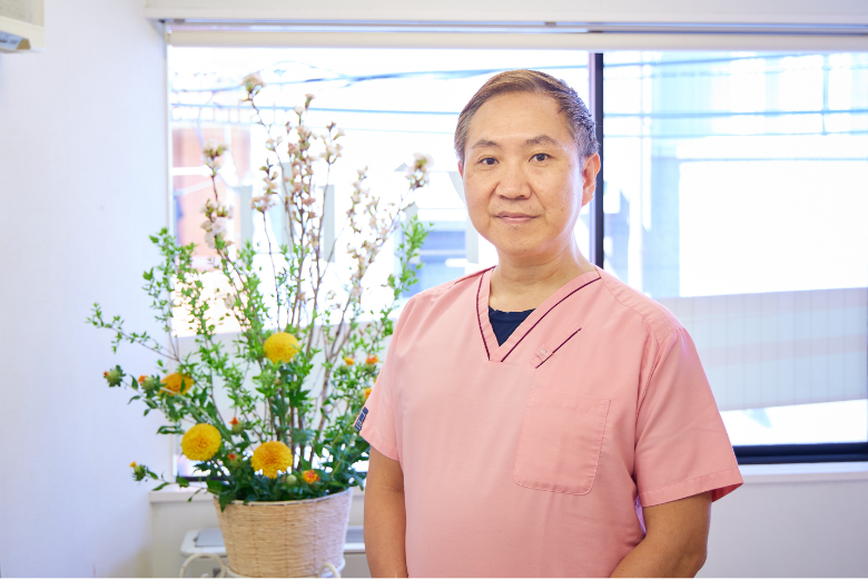 院長の石山 昌裕