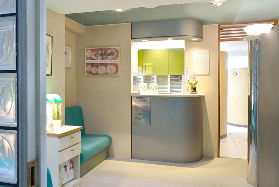 【御徒町駅から徒歩5分】【金属アレルギー対応・O-リングテスト認定医在籍】全身の健康を考えた総合的な歯科治療を提供する佐古歯科