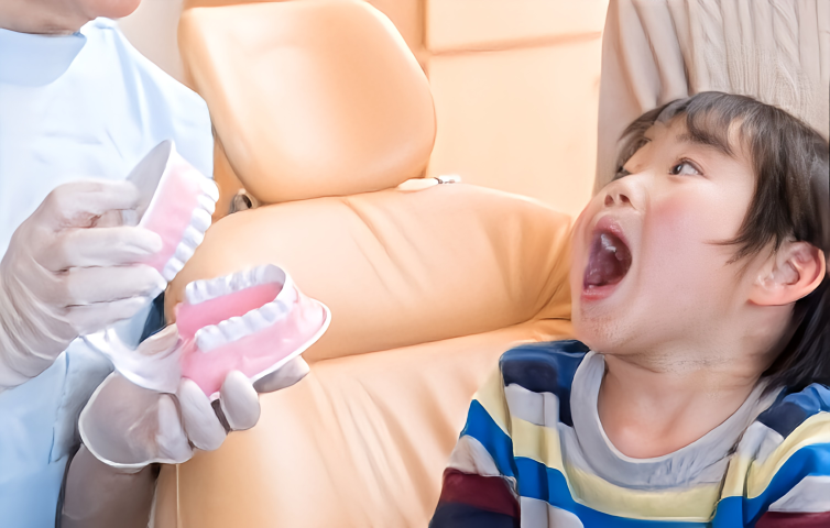 初めてでも安心、お子様に寄り添う優しい歯科治療