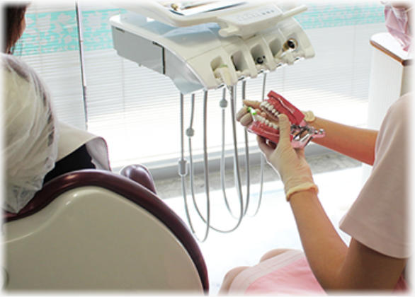 PMTCとは専用の器具を使って歯石を除去