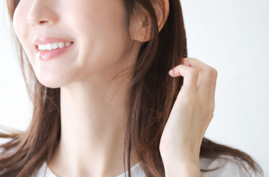 最新の技術と素材で、美しく自然な口元を実現します