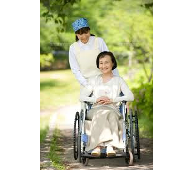 ①外観②受付③院内は完全バリアフリー