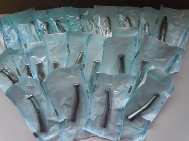 使用器具の滅菌は徹底しています