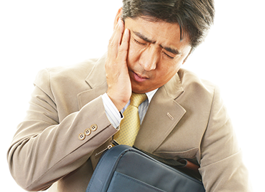 口臭が気になる方へ、歯周病が原因かもしれません