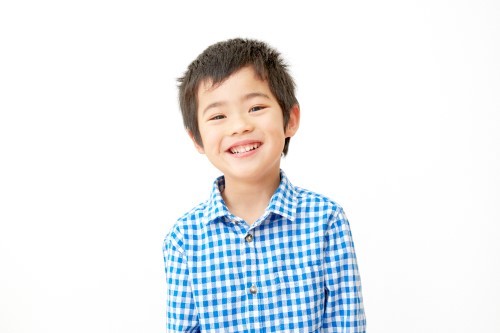 成長段階を踏まえて矯正計画を立てています