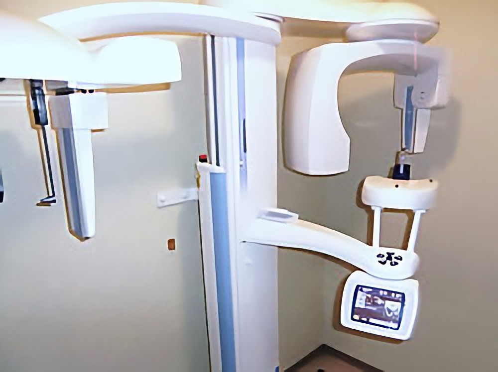 ①外観②受付③デジタルレントゲン
