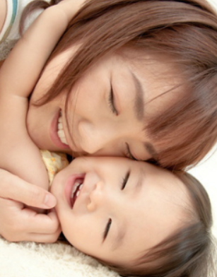 お母さんの口内環境を良好に保ち、虫歯菌の感染を防ぎましょう