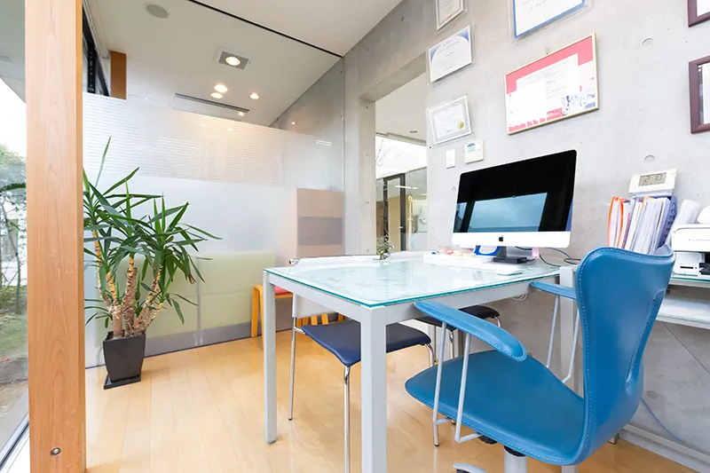 落ち着いた雰囲気の中で進むカウンセリング