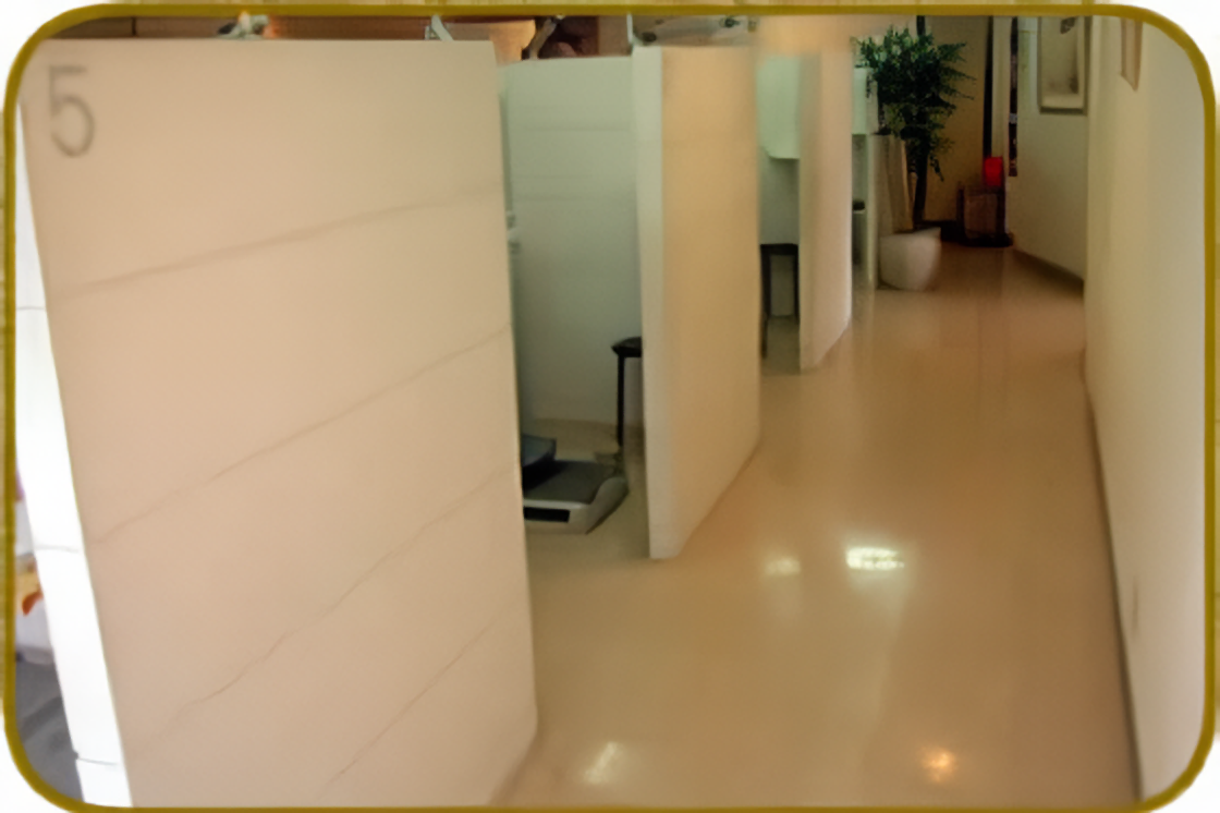 清潔な院内で快適に治療を受けられます