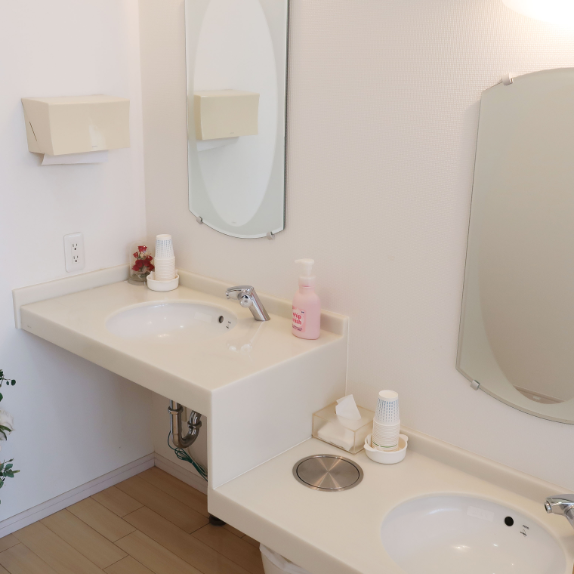 【土曜日診療あり】最新の医療技術と心温まるサービスを提供する【デンタルヘルスクリニック】