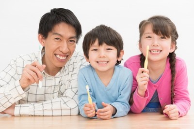 保険診療はもちろん、見た目や機能性に配慮したセラミック治療などの自費診療にも対応しております。