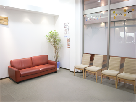 矯正治療を行うことで、悪い咬み合わせによる様々な問題を改善することができます