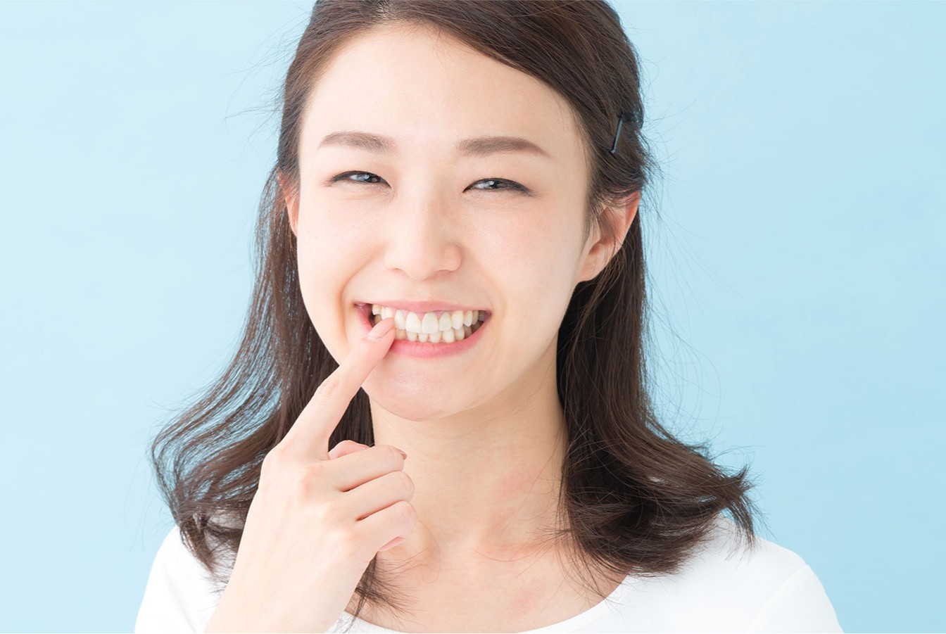 オフィスホワイトニングとホームホワイトニングの2種類を提供しています