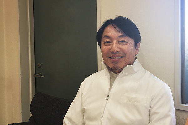 院長の丸島 徹