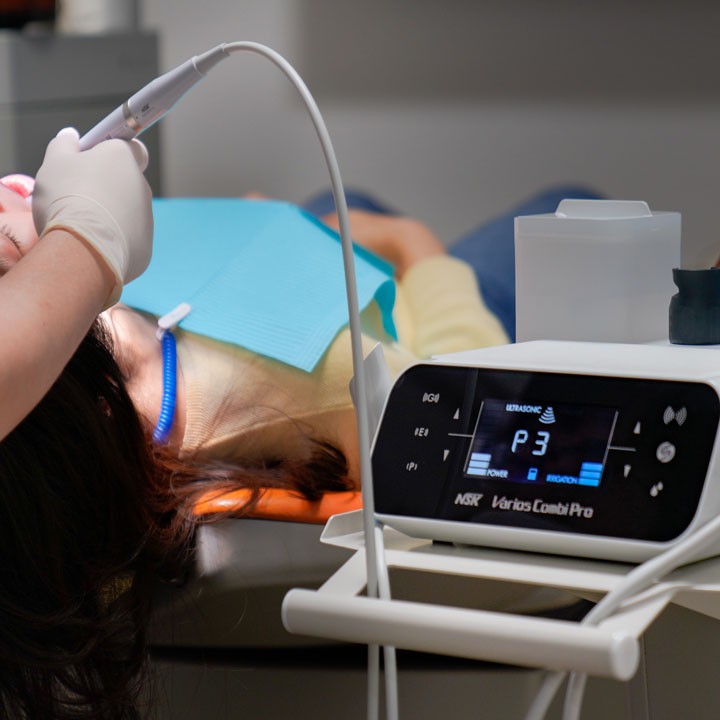 歯科用多目的超音波治療器（バリオスコンビpro）
