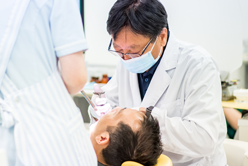 日本矯正歯科学会認定医が担当します