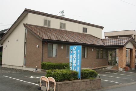 【ネット予約可・駐車場完備】幅広い診療と先進設備で、安心して通えるうえばやし歯科医院