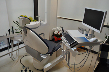 【茗荷谷駅より徒歩1分】【日本補綴歯科学会専門医在籍】定期的メインテナンスを重要視「坪田デンタルクリニック」