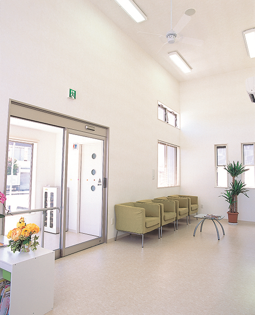 【額住宅前駅から徒歩14分】患者様の立場に立った治療を提供するはやし歯科クリニック