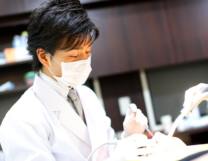 院長の関原　仁