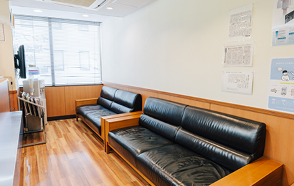 【御徒町駅から徒歩3分】【歯科医師臨床研修指導医在籍】予防歯科を重視して生涯の健康を支える中冨歯科