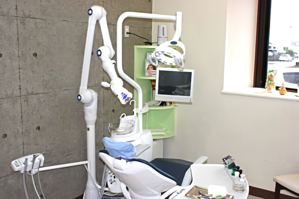 歯並びが気になる時は歯科医師に相談しましょう