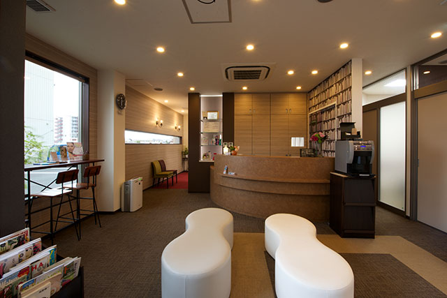 【JR羽犬塚駅より徒歩21分】【八女ICより車で5分】患者様目線のカウンセリングを大切に居心地の良い歯医者さんを目指すこが歯科