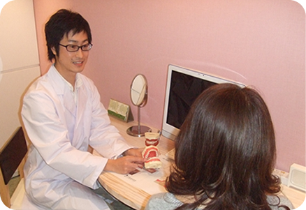 【土曜診療あり】最新の技術を取り入れ、丁寧な治療を心がける 村越歯科医院