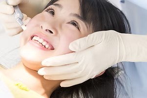 口腔内全体の状態をきちんと把握したうえで治療方針を決めることが重要です