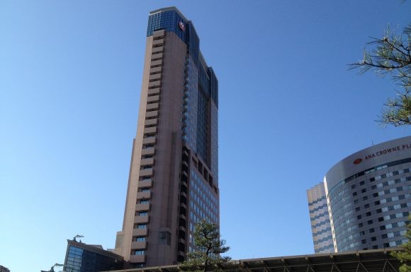 ポルテ金沢の2階に院を構えております