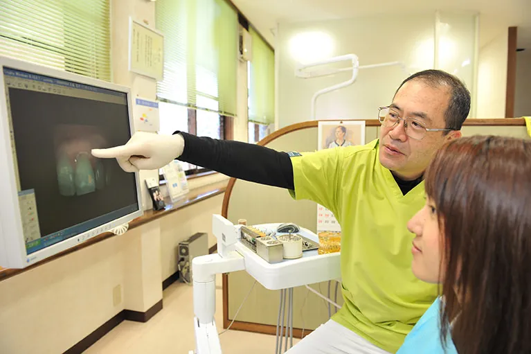 経験豊富な院長が直接対応する、安心のインプラント治療