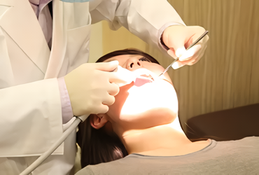 丁寧な歯周病治療でお口の健康を守ります