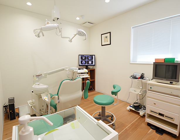 単に歯や口腔の疾患を治すことにとどまらず、患者様が抱える不安や悩みに寄り添い、その背景にある思いに丁寧に向き合うことを何より重視しています。