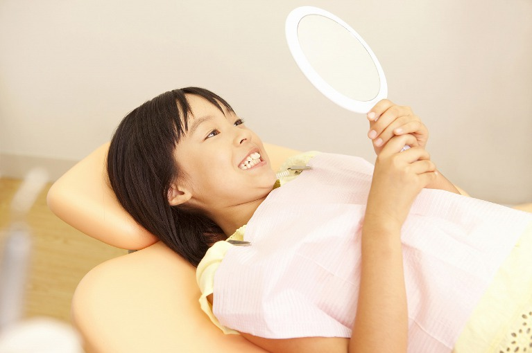 歯並びを良くするための土台を作ります