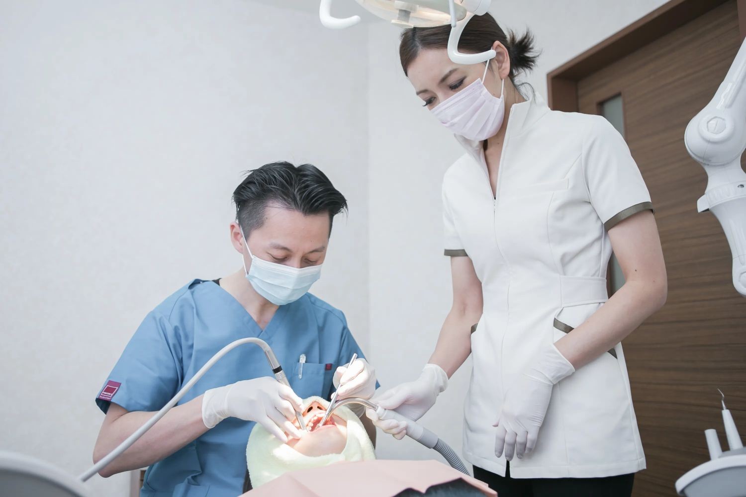 【阪神芦屋駅から徒歩1分】小児から成人まで幅広い矯正治療に対応する 芦屋ひだまり歯科矯正クリニック