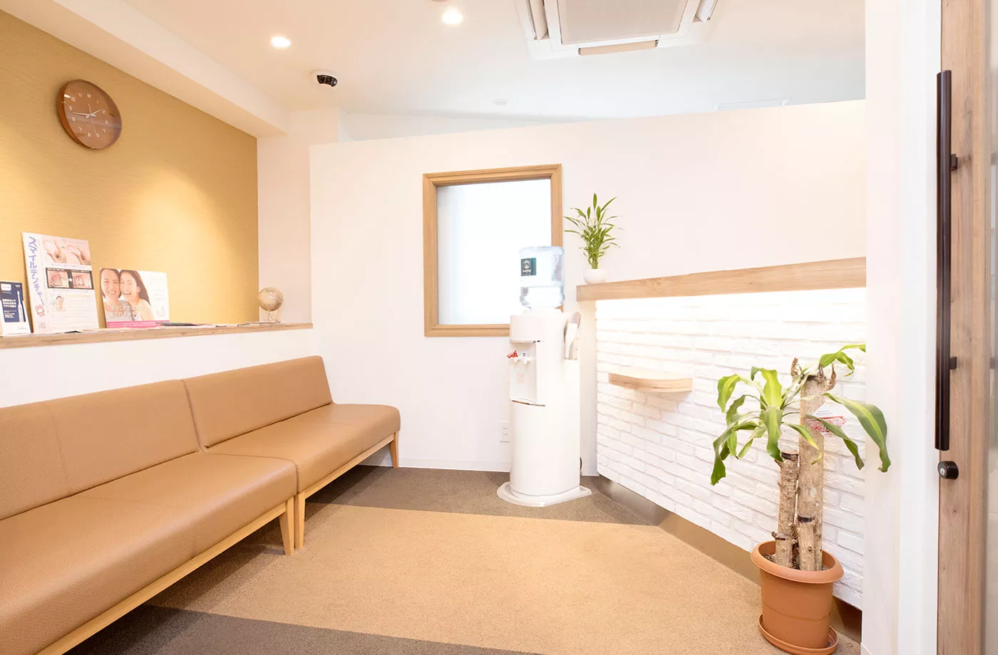 【代々木駅から徒歩3分】短期間で高品質治療を提供するローヤル歯科クリニック