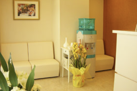 専門性の高い治療と確かな技術お子様の健やかな歯の成長を、確かな技術と優しい診療でサポート